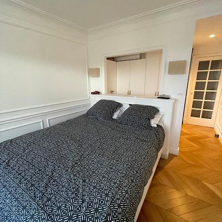 Apparemment Niche Dans Les Arbres Apartment Narbonne Exterior foto